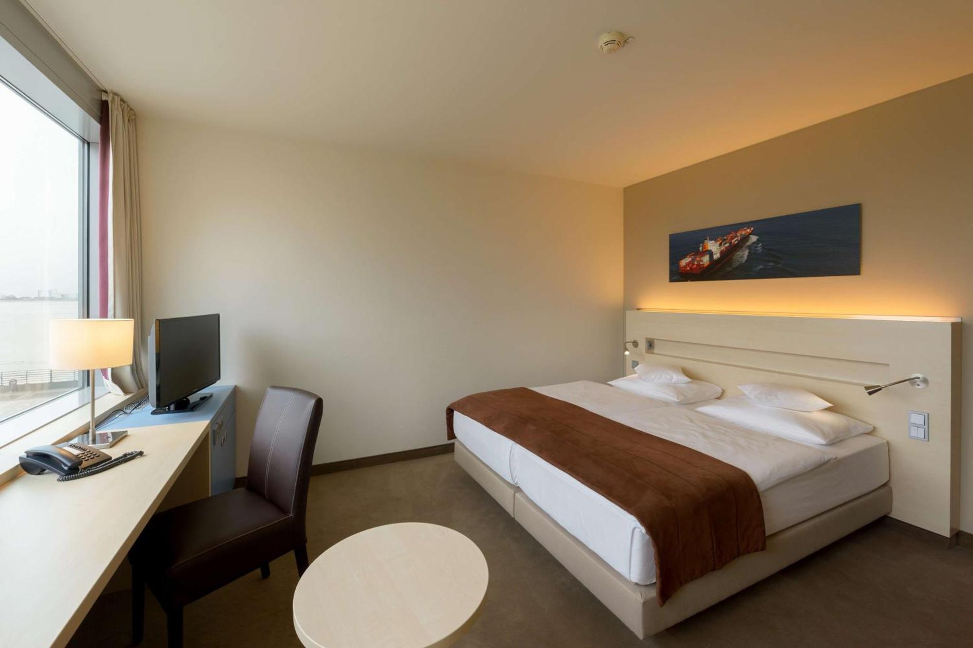 Atlantic Hotel Sail City 브레머하펜 외부 사진